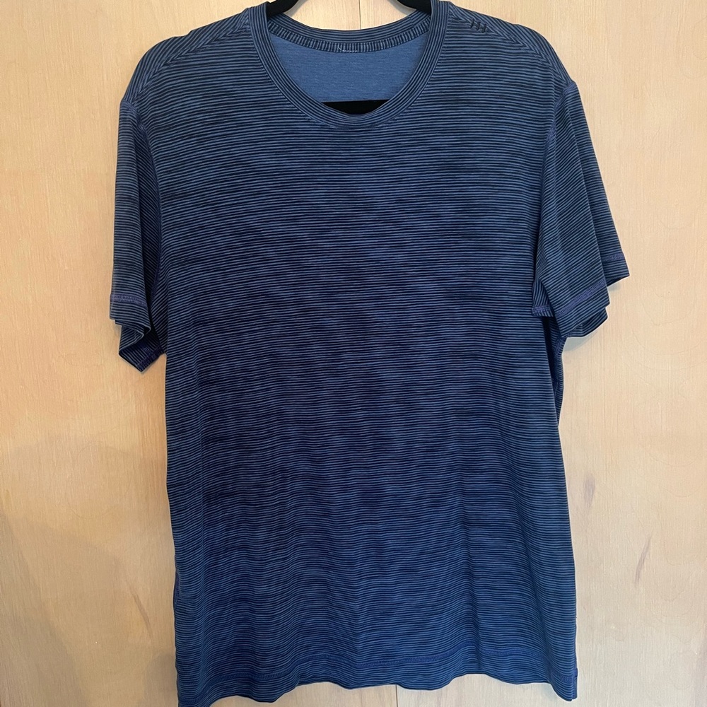 LULULEMON Basic T-Shirt Medium